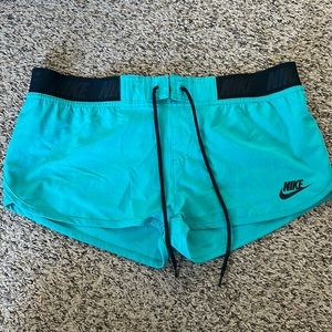 Nike women’s shorts